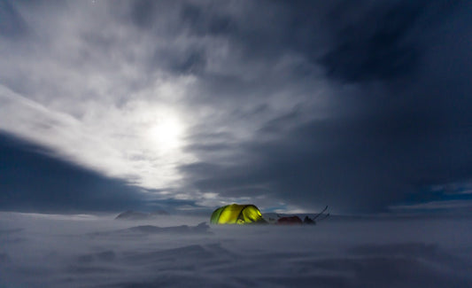 How to Plan a Winter Camping Trip (and Stay Warm!)