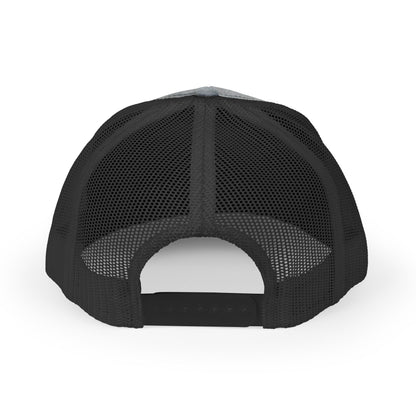 Retro Trucker Hat - Classic Mesh Cap for Casual Everyday Wear